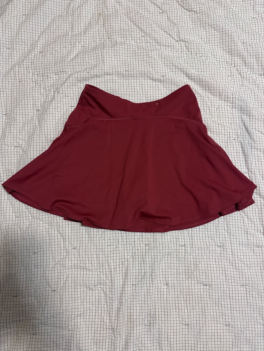 Old Navy Women's Burgundy Mini Active Skirt